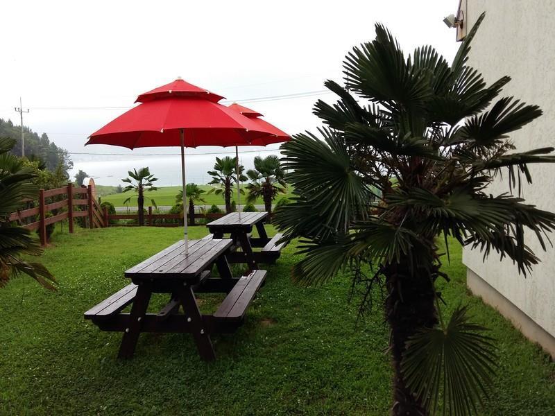 American Village Pension Manoa 南海郡 外观 照片