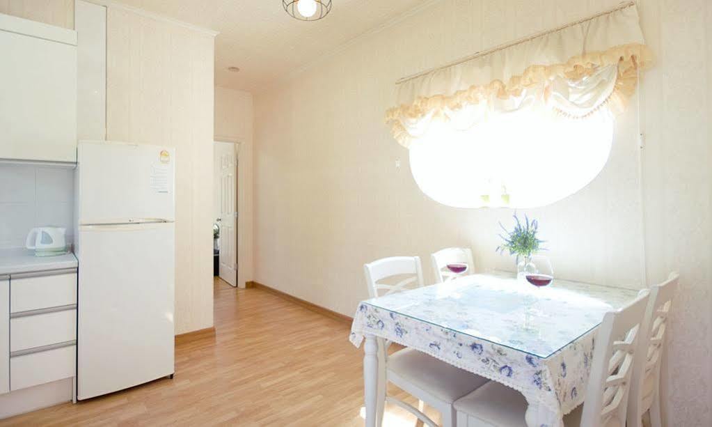 American Village Pension Manoa 南海郡 外观 照片